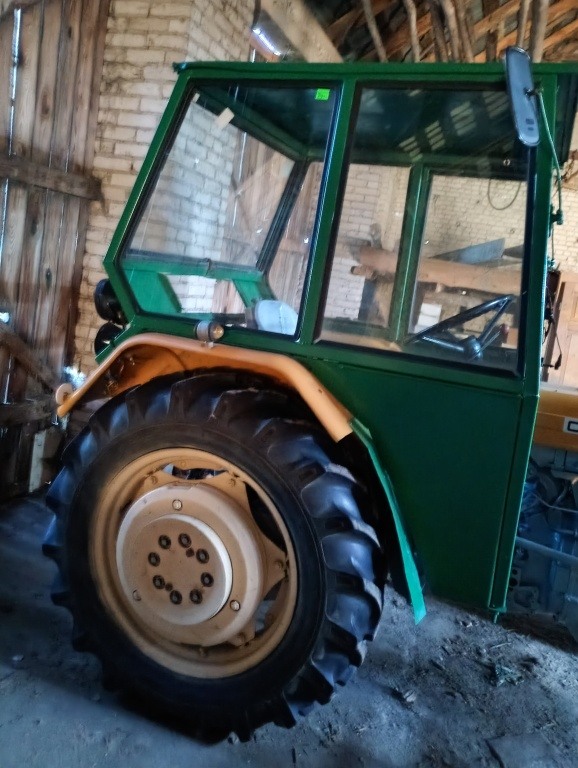 Ciągnik ursus c330M