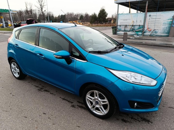 Piękny Ford Fiesta lift 2013r. benzyna Titanium