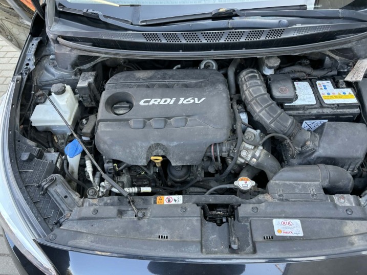 Sprzedam Kia Ceed 1.6crdi 2015r prywatne