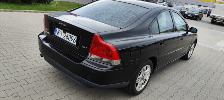Volvo S60 2.5T 2006r. automat, benz/LPG