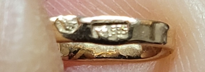 Sprzedam ZŁOTY ŁAŃCUSZEK MĘSKI Z KRZYŻYKIEM