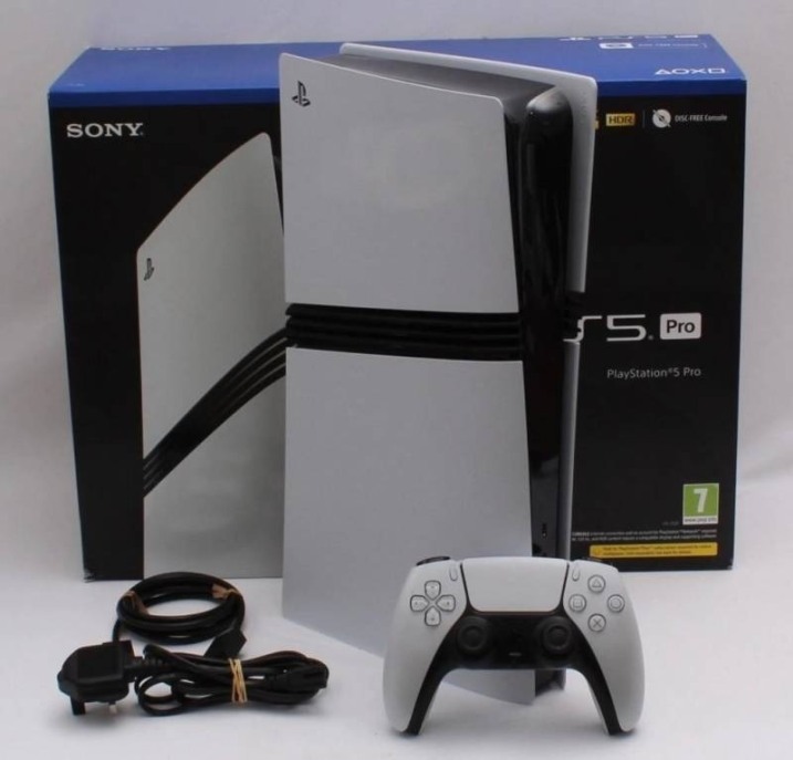 Fabrycznie nowe, oryginalne konsole: Sony PlayStation PS5 Pro, Sony PS5 Slim, Microsoft Xbox Series X 2TB