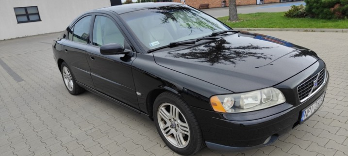 Volvo S60 2.5T 2006r. automat, benz/LPG