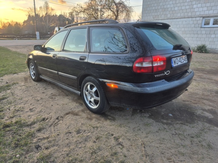 Volvo v40 2002r 1.9 diesel