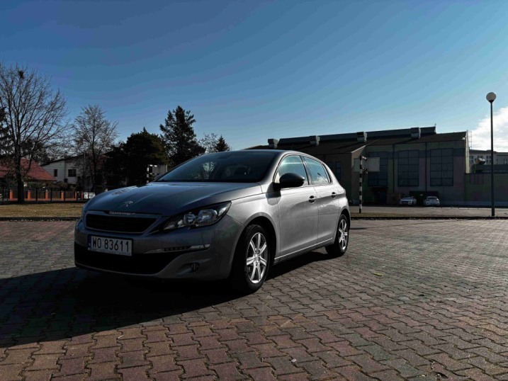 Sprzedam Peugeot 308 1.2 110KM - 2016 r.