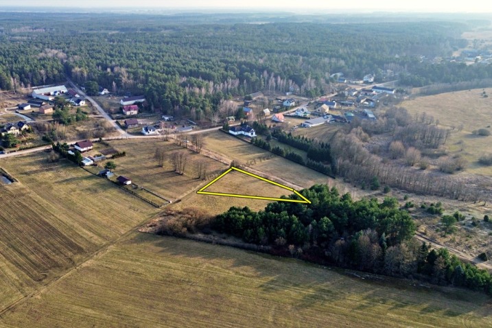 Działka z warunkami zabudowy – Czartoria | 3000 m²