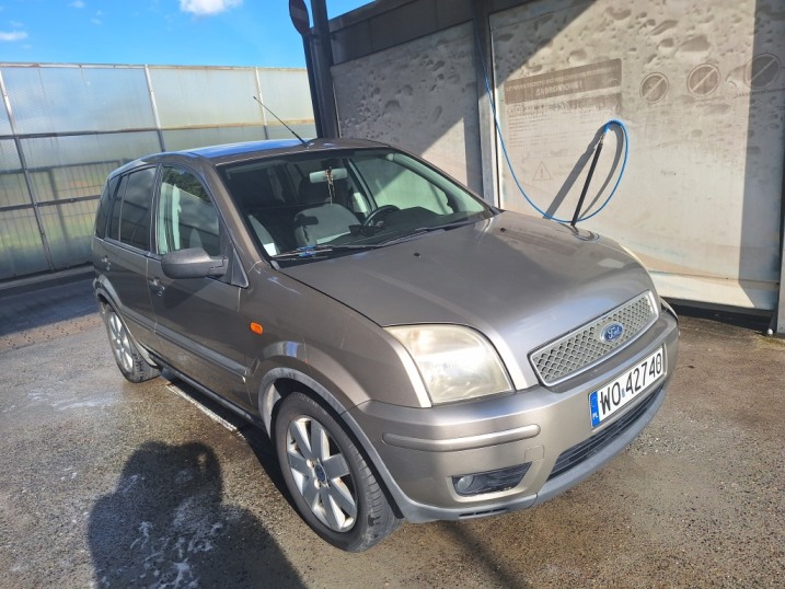 Ford Fusion 1.6