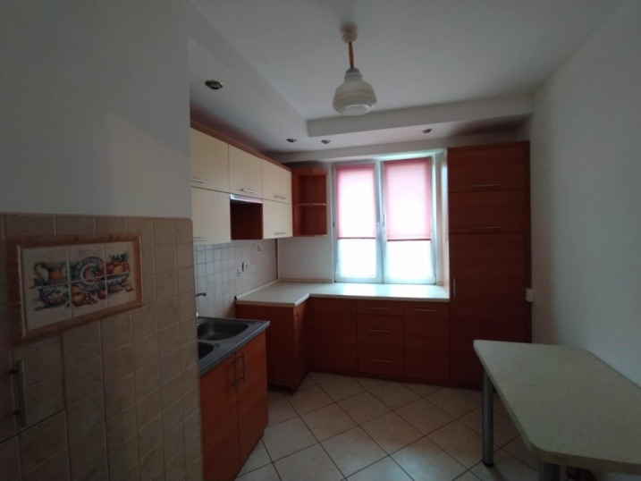 Sprzedam mieszkanie M4 60m2 os. Centrum