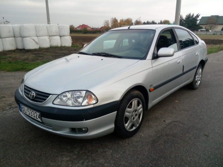 TOYOTA KUPIĘ KAŻDY MODEL