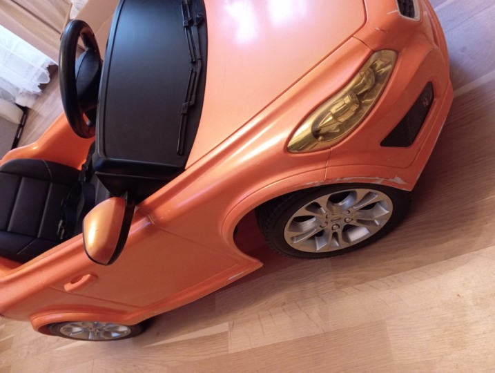 Samochód elektryczny dla dzieci Volvo C30 6V