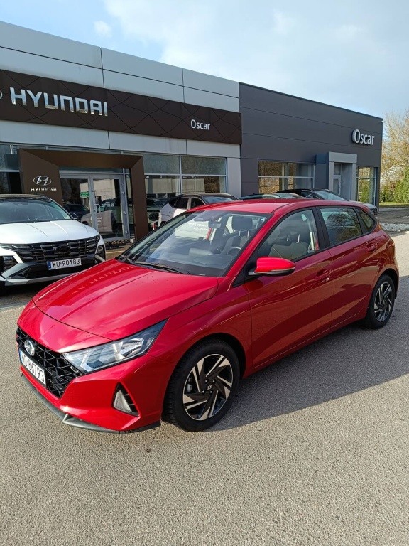 Hyundai i20 2023r. benzyna stan salonowy