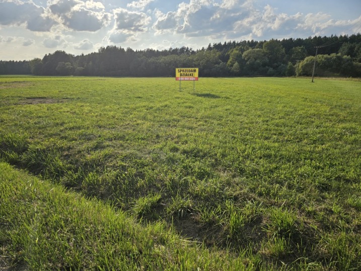 Działka inwestycyjna - Kamianka 9 arów, przy głównej drodze.