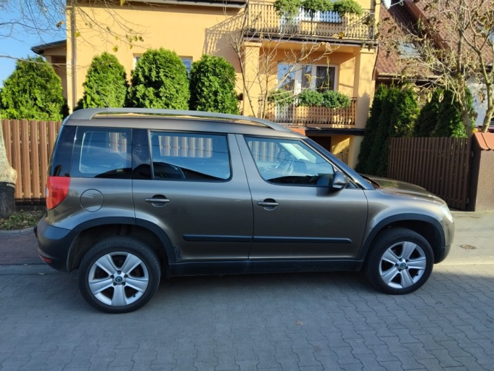 sprzedam samochód skoda yeti