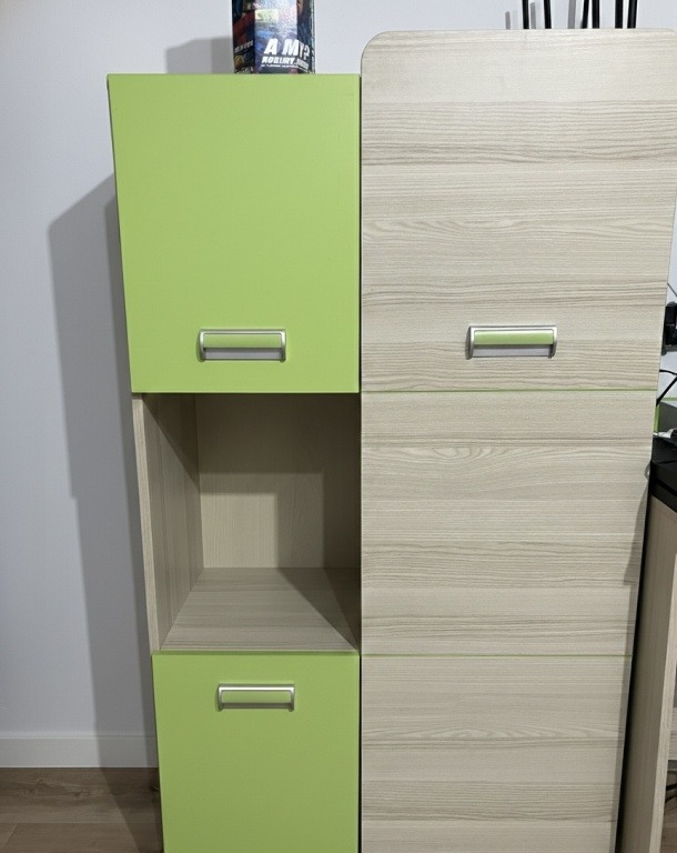 Sprzedam meble młodzieżowe