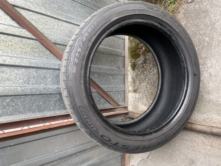 OPONY LETNIE DĘBICA PRESTO U vs HP 2 225/45R17 91Y GOODYEAR