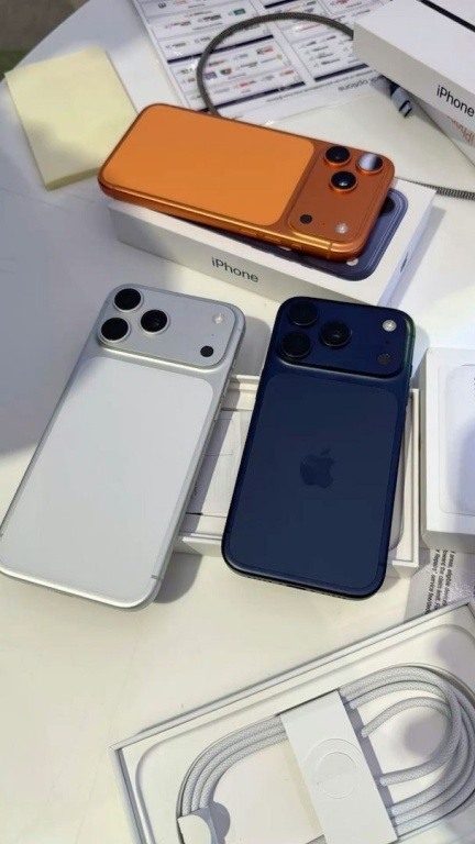 Sprzedaż hurtowa Apple iPhone 17 Pro Max, iPhone 17 Pro, iPhone 17, iPhone Air, iPhone 16 Pro Max, iPhone 16 Pro, Samsung Galaxy S26 Ultra