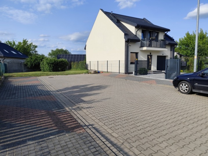 Dom 144m2 w Ostrołęce na cichym osiedlu zlokalizowanym blisko natury