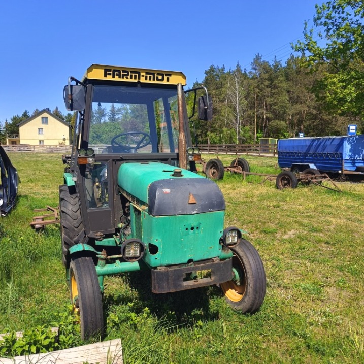 Ciągnik FARM MOT