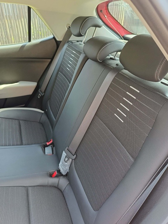 SPRZEDAM KIA STONIC