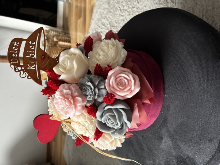 Zapachowe boxy z kwiatów z wosku sojowego