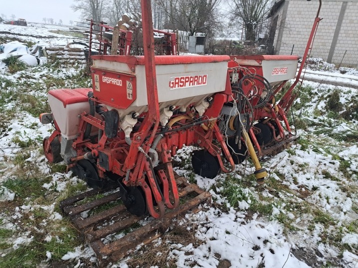 siewnik 6 Gaspardo talerzowy do kukurydzy