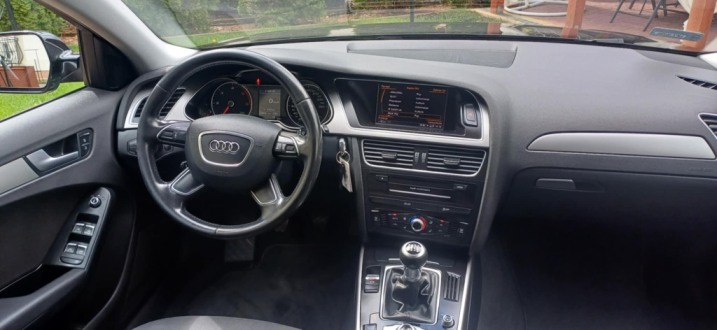 Sprzedam Audi A4 B8 Avant po liftingu