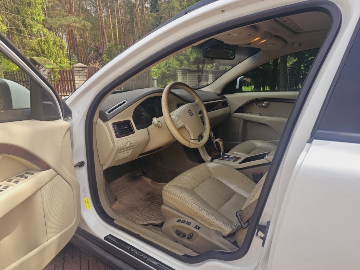 VOLVO XC 70