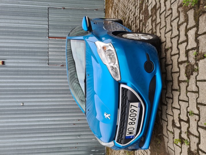 Peugeot 208