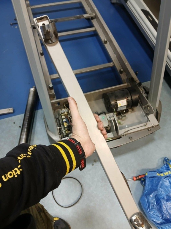 Serwis siłowni w szkołach | Technicy Mobilni | Remonty maszyn i sprzętu sportowego