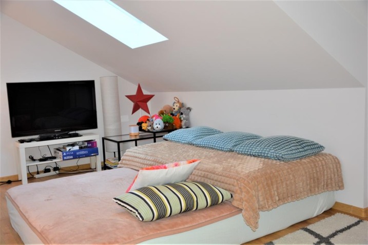 Klimatyczny dom z kominkiem i dużym, pięknym ogrodem