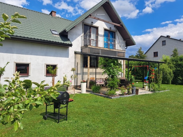 Atrakcyjny dom z Duszą- Kadzidło, 14 arów, 220m powierzchni!