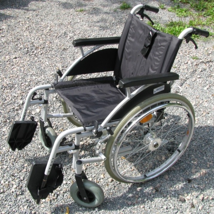 Wynajem łóżka rehabilitacyjnego wózek inwalidzki balkonik podnośnik pacjenta schodołaz skuter elektryczny