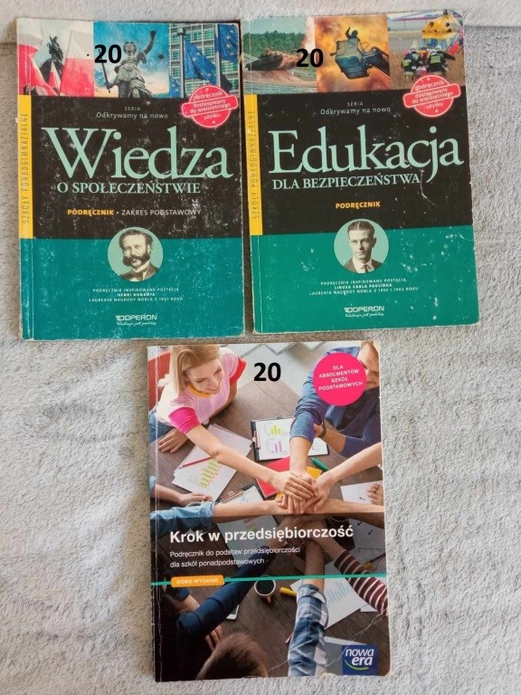 Sprzedam podręczniki do liceum