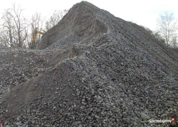 Gruzobeton - gruz betonowy kruszony.