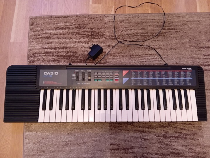 Keyboard CASIO CA-110 z zasilaczem
