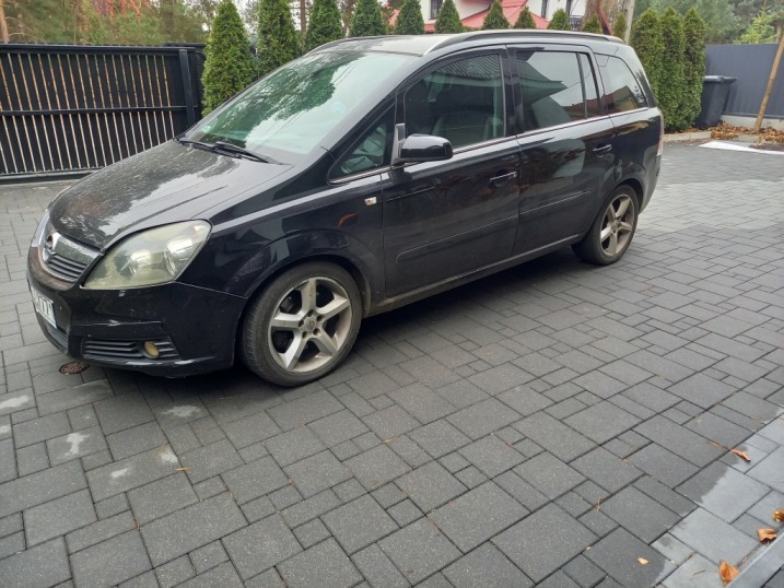 Opel Zafira 1,9 Automat 2005