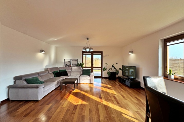 Przestronny dom | pięknie zagospodarowana działka | Kadzidło