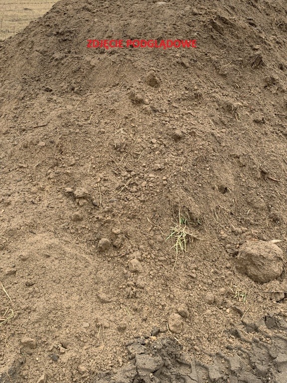 Czarnoziem***żółty piasek***gruzobeton***piasek 0.2, 0.4