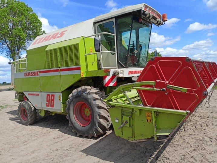 Kombajn zbożowy Claas Dominator 98