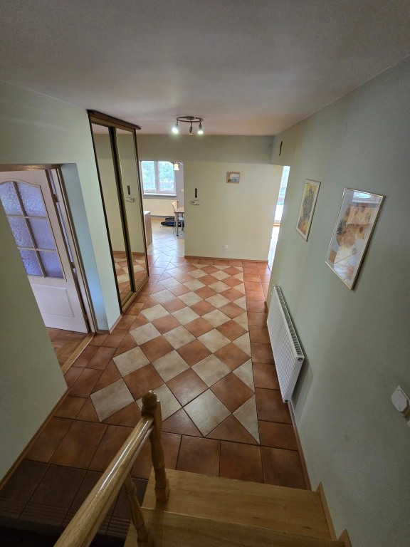Dom wolnostojący gotowy do zamieszkania 150 m² | Pomian | dwa garaże | spokojna okolica