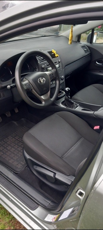Sprzedam Toyota Avensis