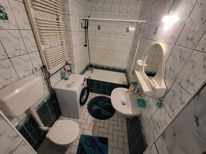 Wynajmę dwupokojowe 50m2 ul.Farna 3