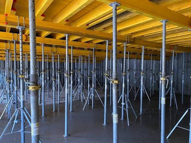 wynajem szalunków stropowych i rusztowań