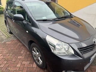 Sprzedam Toyotę Verso