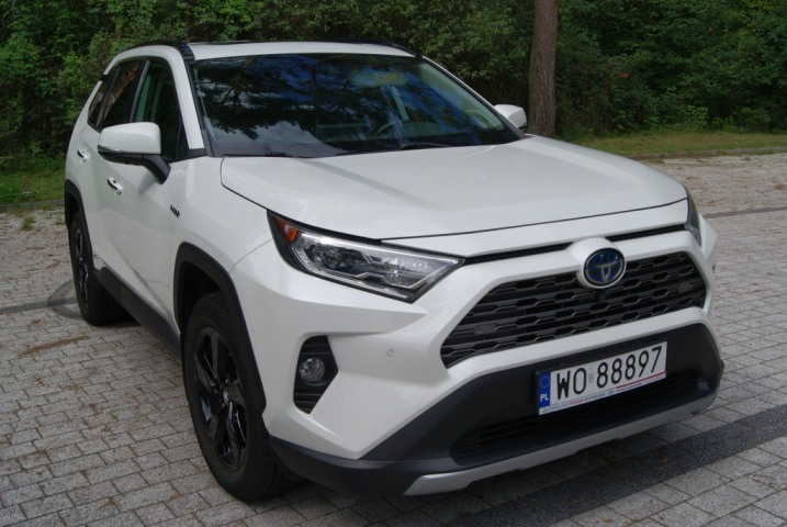2019 Toyota Rav4 V Hybrid AWD 2.5 222KM kamery 360 full opcja LIMITED