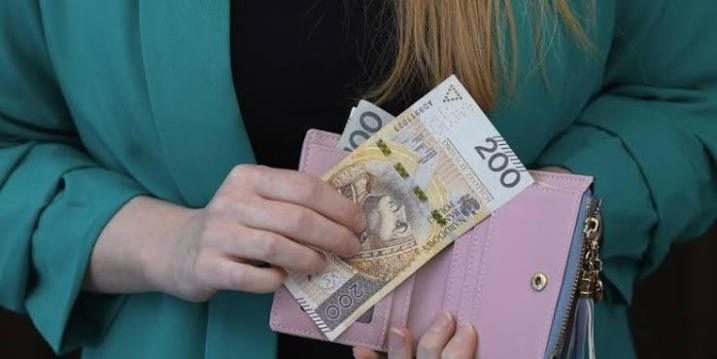 Rozwiązania finansowe dla osób prywatnych i przedsiębiorstw