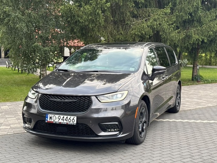Chrysler Pacifica Hybrid LIMITED S 2022 | 34 000 km | 7-osobowa | Bogata wersja | Prywatnie