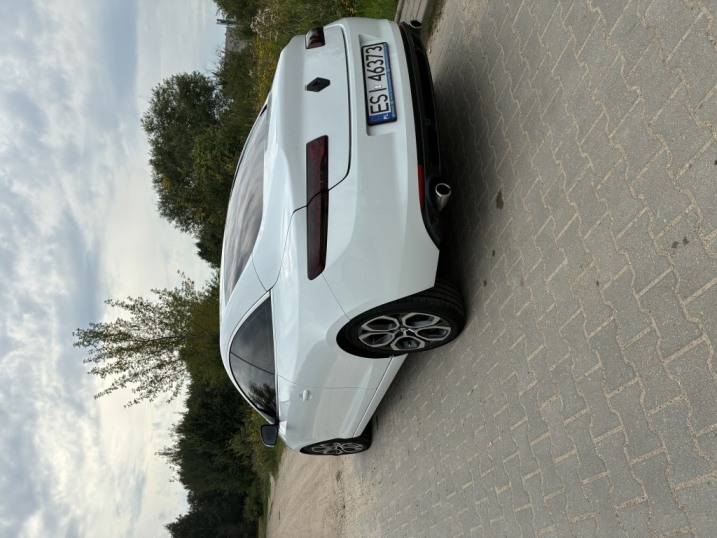Renault Laguna III Coupe 2.0dci