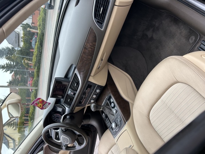 AudiA6