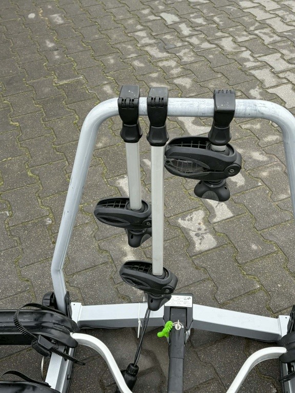 Bagażnik Thule na 3 rowery